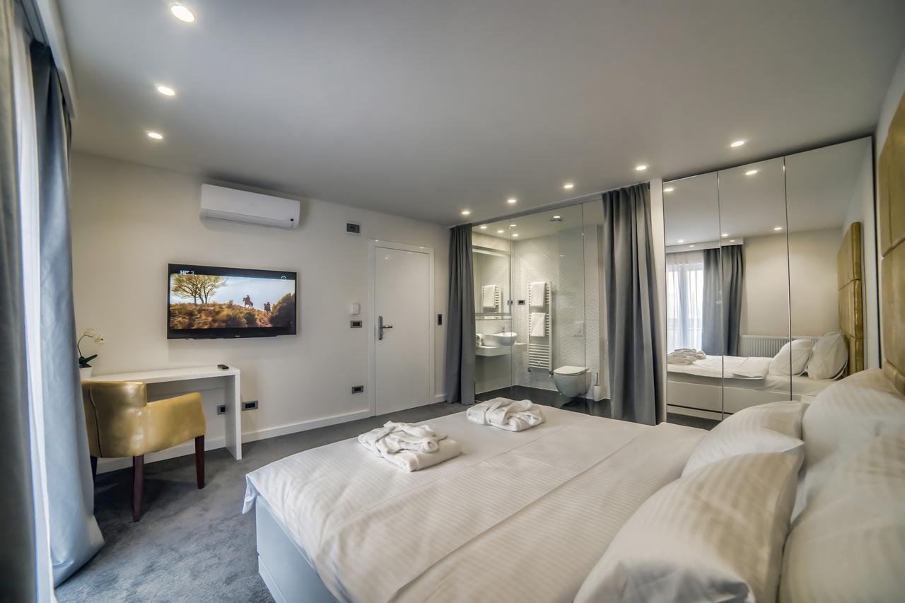 Hotel Forty Two Загреб Экстерьер фото