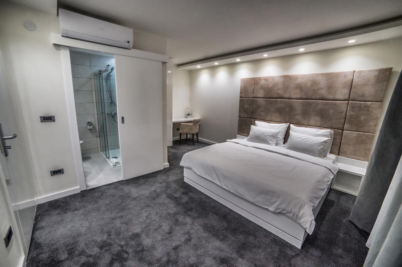 Hotel Forty Two Загреб Экстерьер фото
